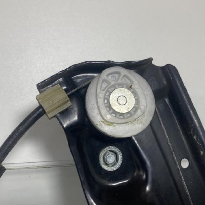 Leve vitre electrique avant droit RENAULT MEGANE 3 Photo n°4