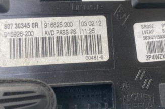 Leve vitre electrique avant droit RENAULT MEGANE 3