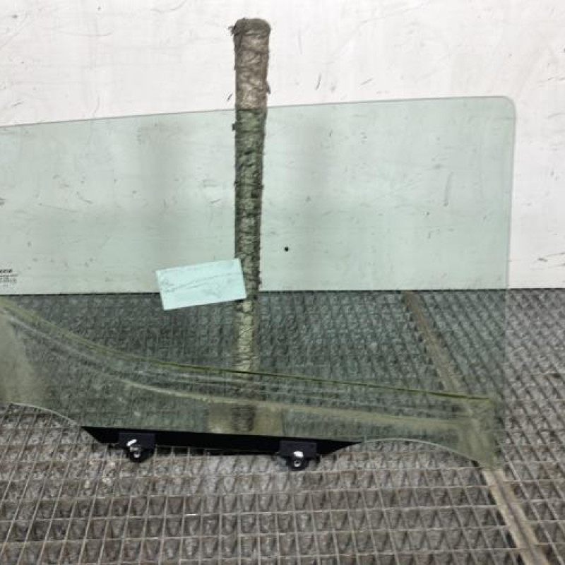 Vitre arriere gauche NISSAN MICRA 5 Photo n°4