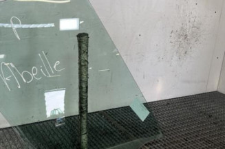 Vitre avant droit RENAULT MASTER 3