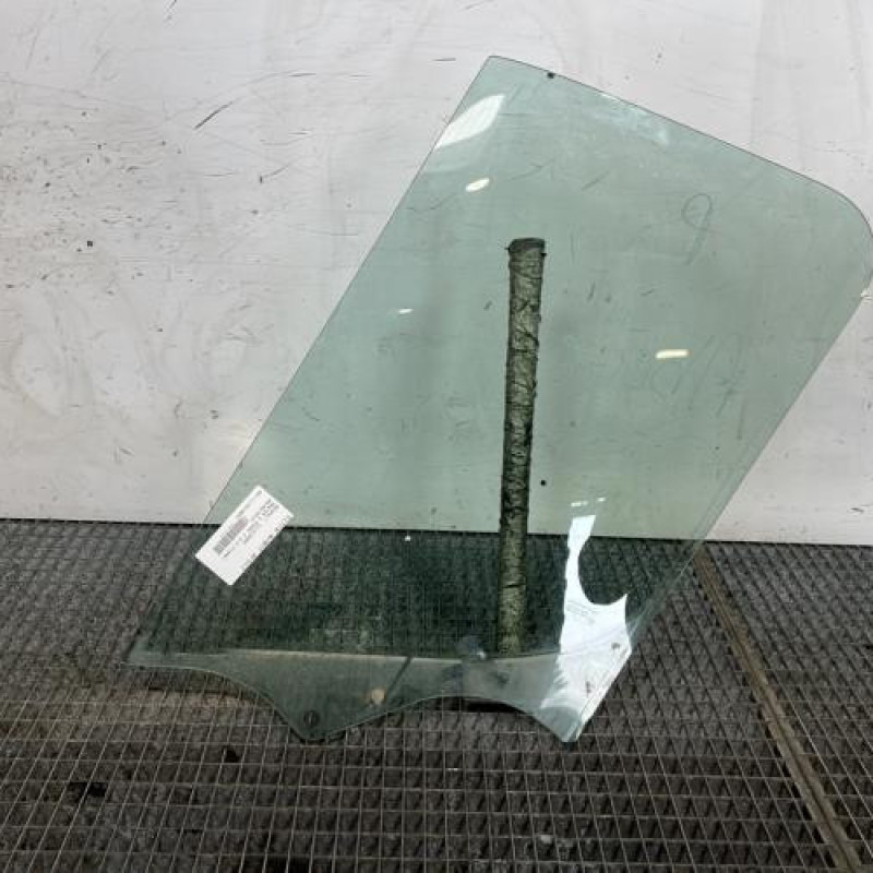 Vitre avant droit RENAULT MASTER 3 Photo n°4