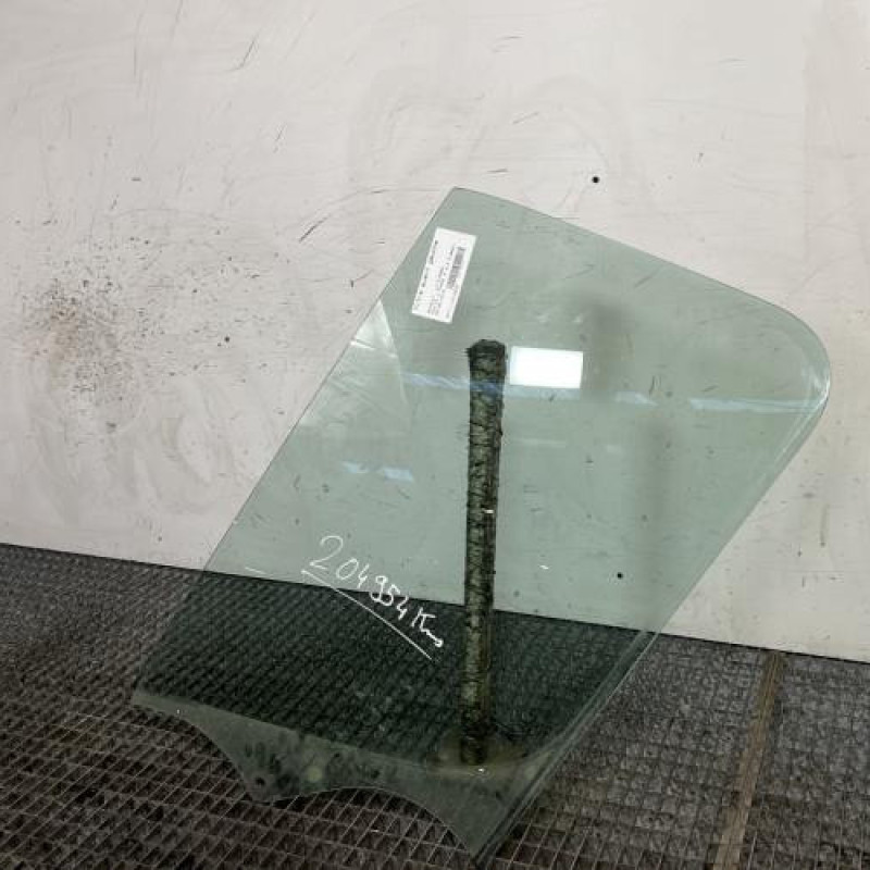 Vitre avant gauche RENAULT MASTER 3 Photo n°3
