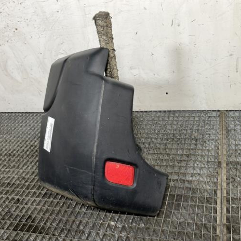 Crosse arriere gauche RENAULT MASTER 3 Photo n°2