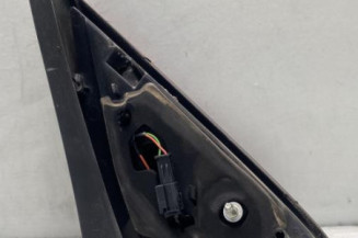 Feu arriere secondaire droit (feux) PEUGEOT 3008 1