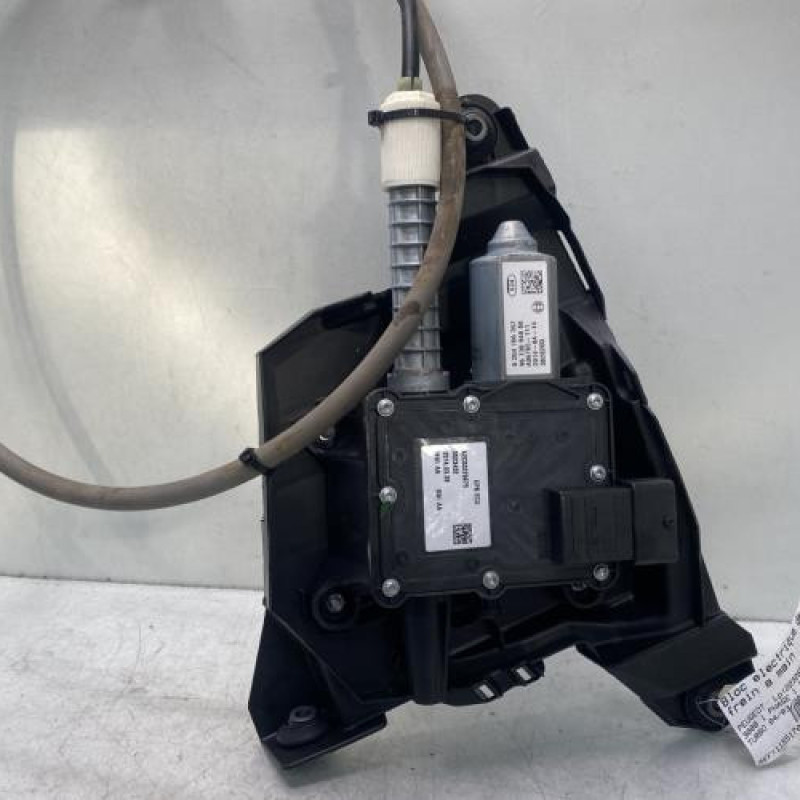 Bloc electrique de frein a main PEUGEOT 3008 1 Photo n°7