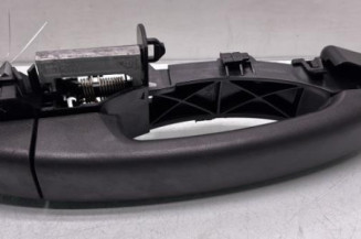 Poignee porte coffre gauche NISSAN PRIMASTAR 2 Photo n°1