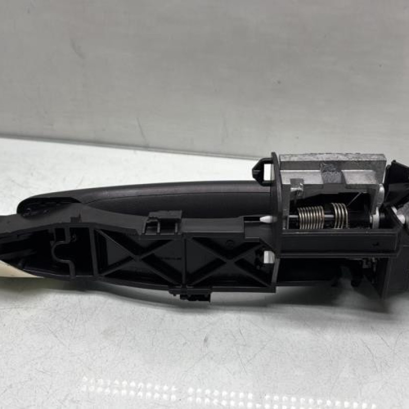 Poignee porte laterale droit NISSAN PRIMASTAR 2 Photo n°2