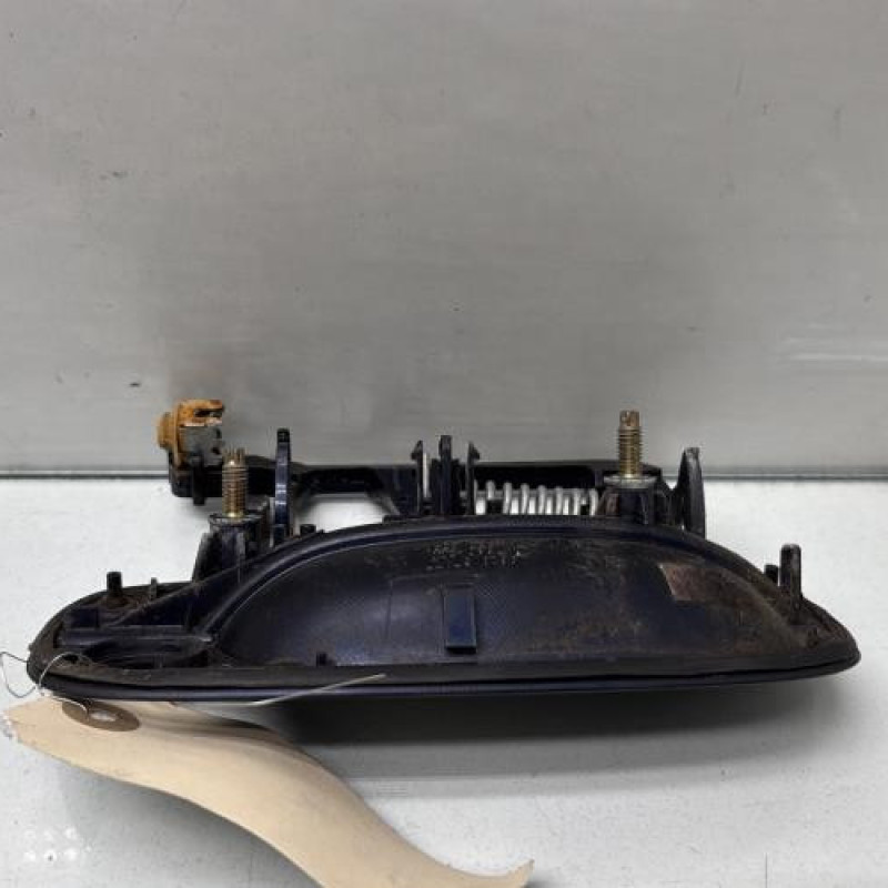 Poignee porte avant gauche PEUGEOT 607 Photo n°3