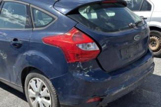 Poignee porte avant gauche FORD FOCUS 3