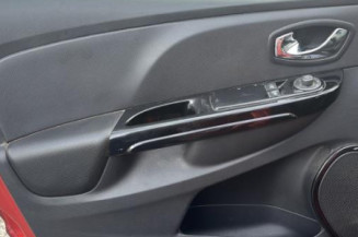 Reservoir essence RENAULT CLIO 4