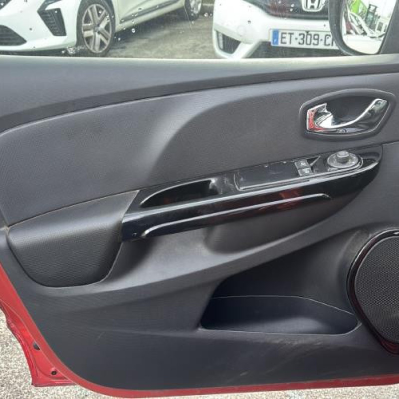 Reservoir essence RENAULT CLIO 4 Photo n°9