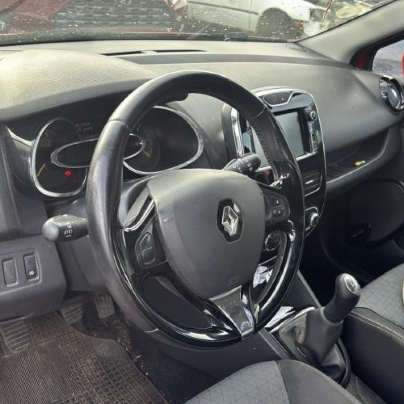 Reservoir essence RENAULT CLIO 4 Photo n°12