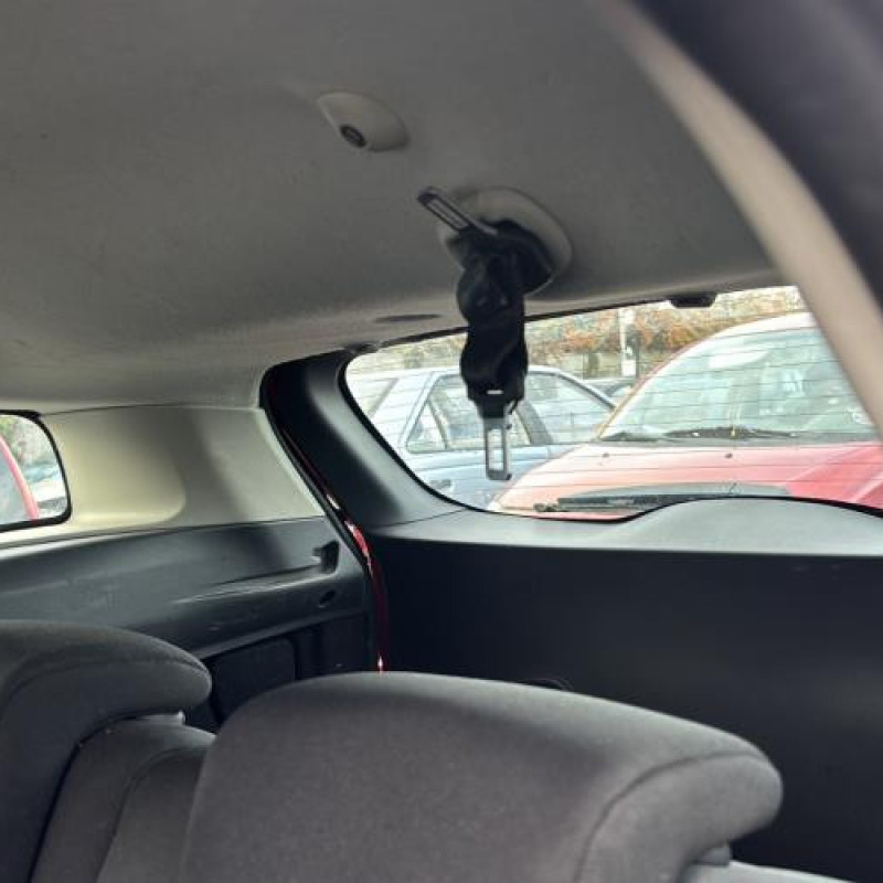 Reservoir essence RENAULT CLIO 4 Photo n°16