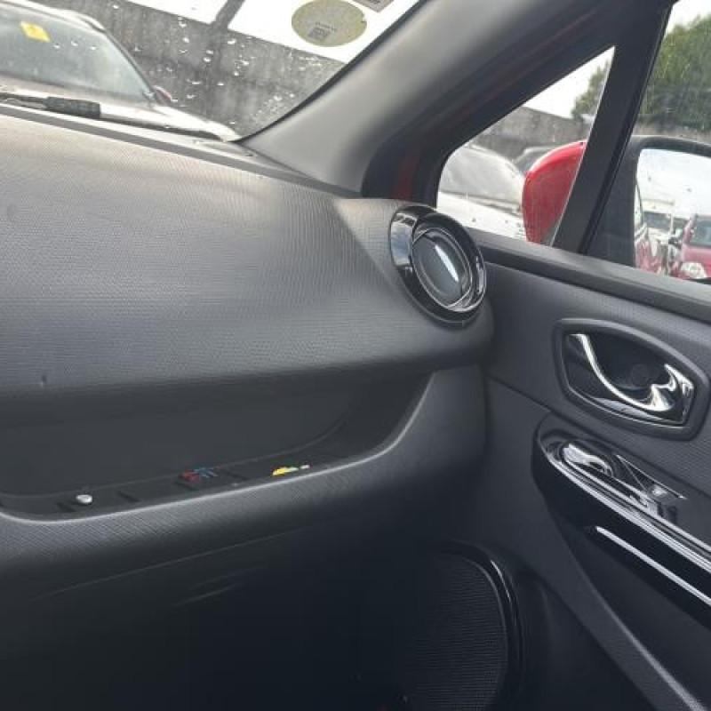 Reservoir essence RENAULT CLIO 4 Photo n°19