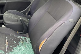 Amortisseur avant droit RENAULT CLIO 3