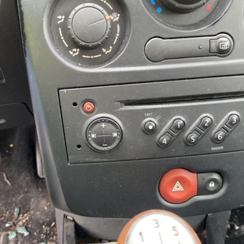 Amortisseur avant droit RENAULT CLIO 3 Photo n°16