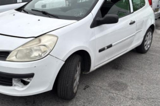 Amortisseur avant droit RENAULT CLIO 3 Photo n°1