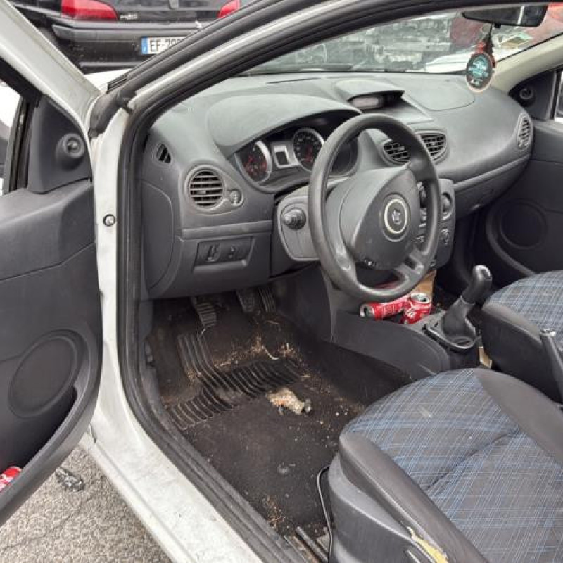 Amortisseur avant gauche RENAULT CLIO 3 Photo n°11