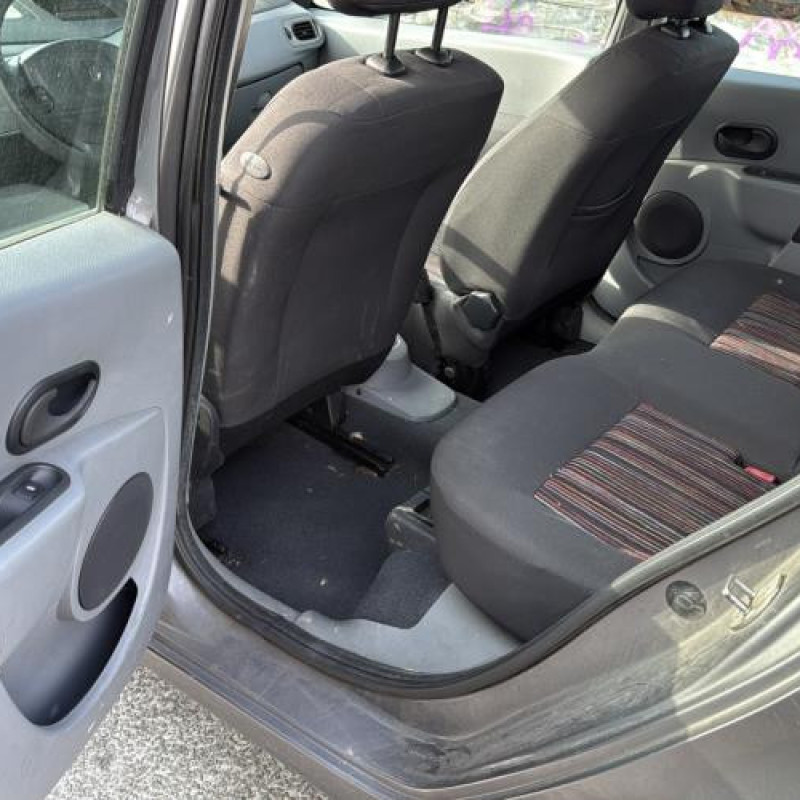 Feu arriere stop central RENAULT GRAND MODUS Photo n°10