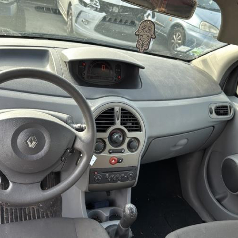 Feu arriere stop central RENAULT GRAND MODUS Photo n°11