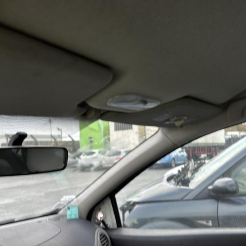 Amortisseur avant droit RENAULT CLIO 3 Photo n°13