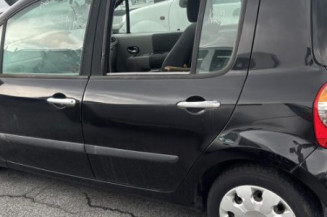 Feu arriere stop central RENAULT MODUS