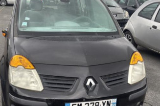 Feu arriere stop central RENAULT MODUS