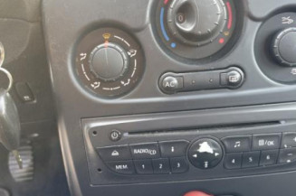 Amortisseur avant droit RENAULT CLIO 3