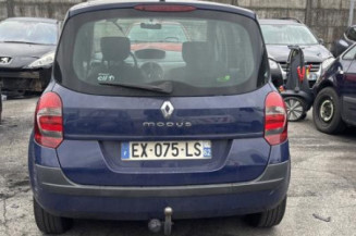 Feu arriere stop central RENAULT GRAND MODUS