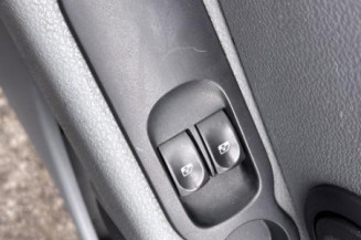 Feu arriere stop central RENAULT GRAND MODUS