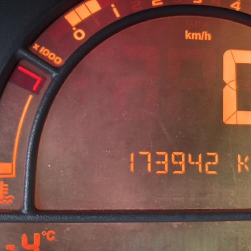 Compteur RENAULT GRAND MODUS Photo n°18