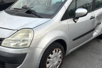 Feu arriere stop central RENAULT GRAND MODUS Photo n°1