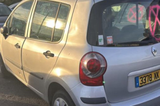 Feu arriere stop central RENAULT MODUS