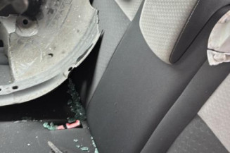 Amortisseur avant droit RENAULT CLIO 3