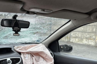 Amortisseur avant gauche RENAULT CLIO 3