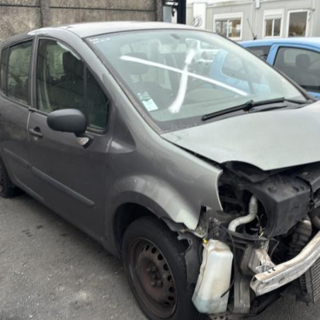 Feu arriere stop central RENAULT MODUS