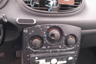 Amortisseur avant gauche RENAULT CLIO 3