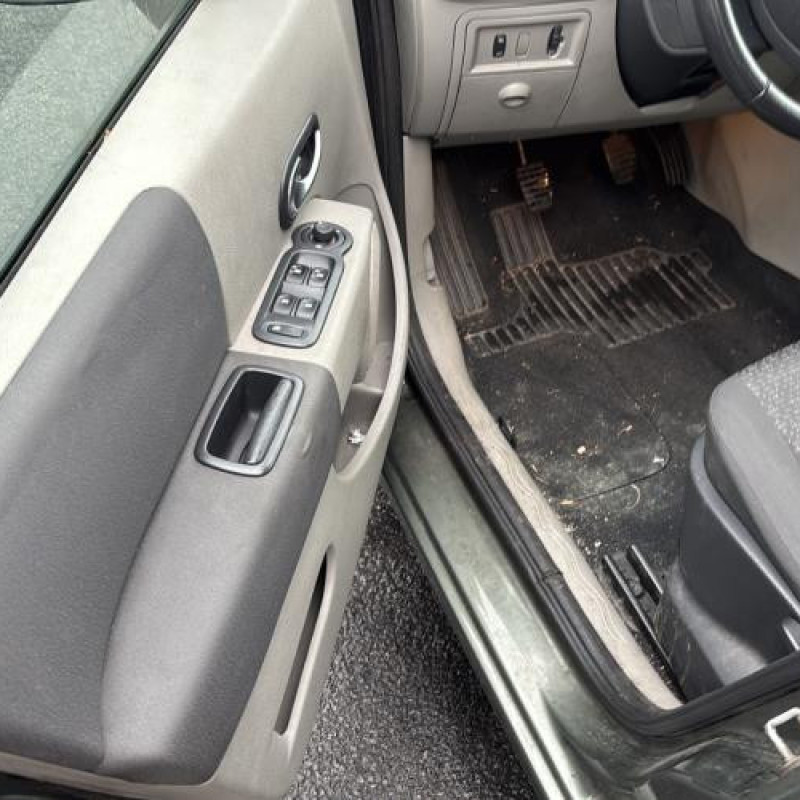 Serrure avant gauche RENAULT MODUS Photo n°18