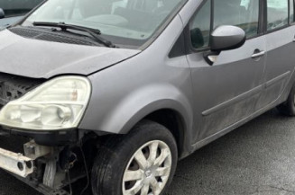 Compteur RENAULT GRAND MODUS Photo n°1