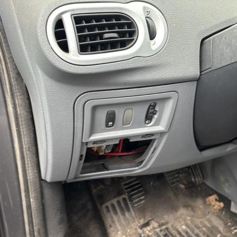 Compteur RENAULT GRAND MODUS Photo n°16