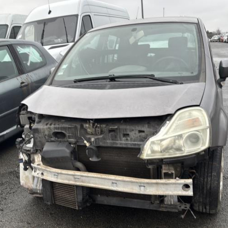 Feu arriere stop central RENAULT GRAND MODUS Photo n°2