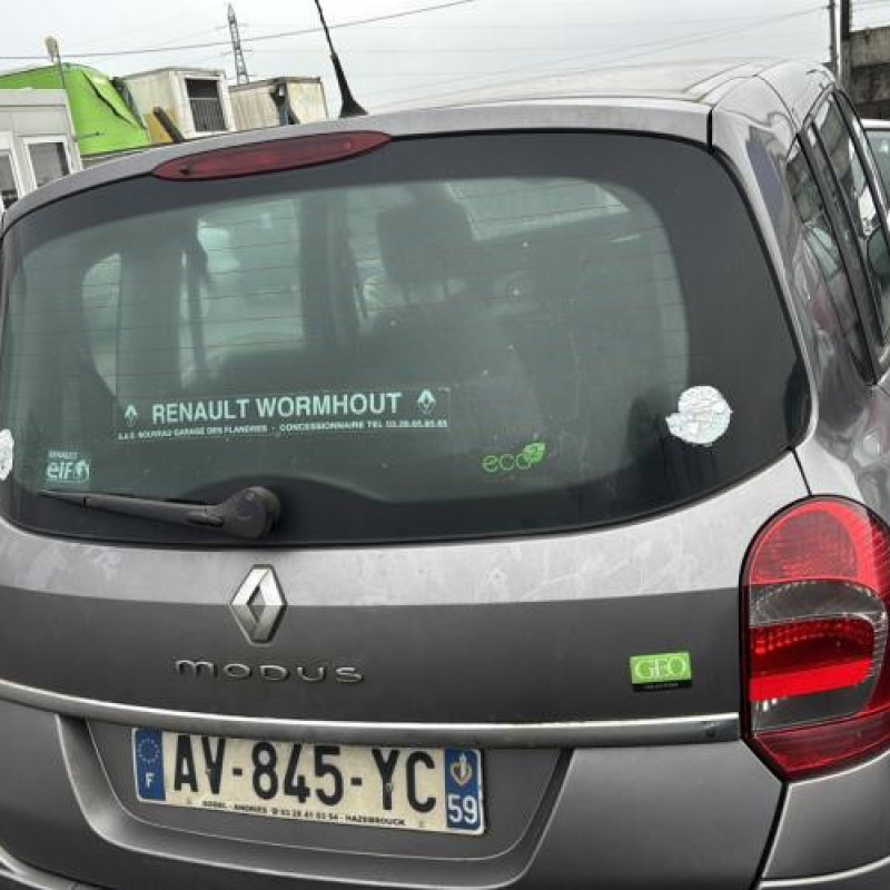 Feu arriere stop central RENAULT GRAND MODUS Photo n°6