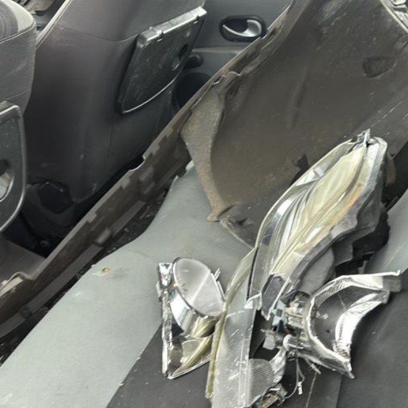 Feu arriere stop central RENAULT GRAND MODUS Photo n°15