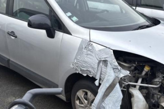 Reservoir essence RENAULT SCENIC 3