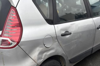 Reservoir essence RENAULT SCENIC 3