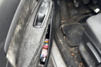 Reservoir essence RENAULT SCENIC 3