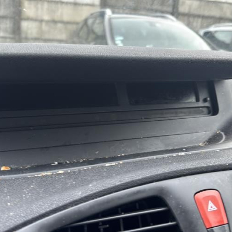 Reservoir essence RENAULT SCENIC 3 Photo n°19