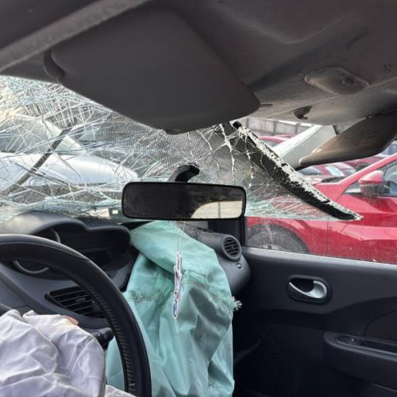 Reservoir essence RENAULT TWINGO 2 Photo n°16