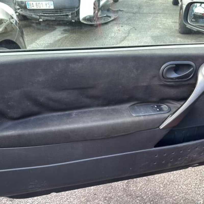 Compteur RENAULT MEGANE 2 Photo n°10