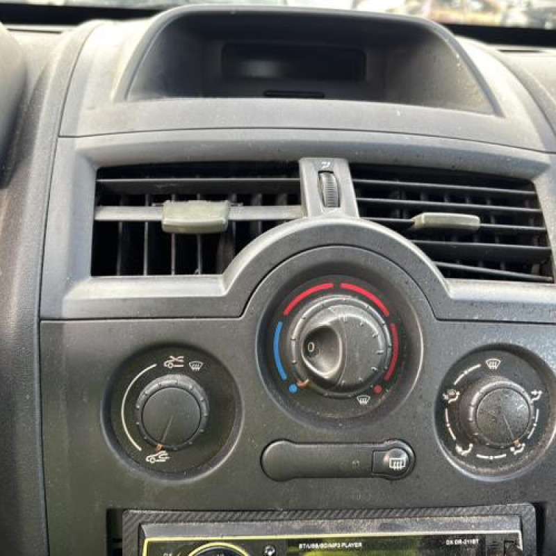 Compteur RENAULT MEGANE 2 Photo n°17